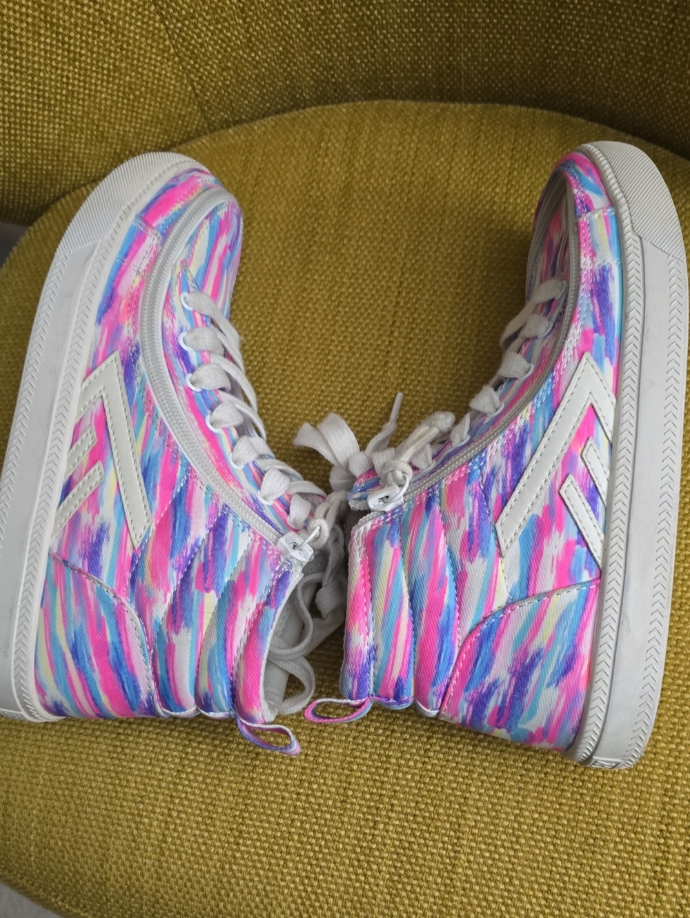 BILLY Footwear CS High Top Sneakers - Picture 5 of 5